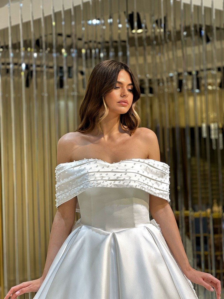 wedding dress